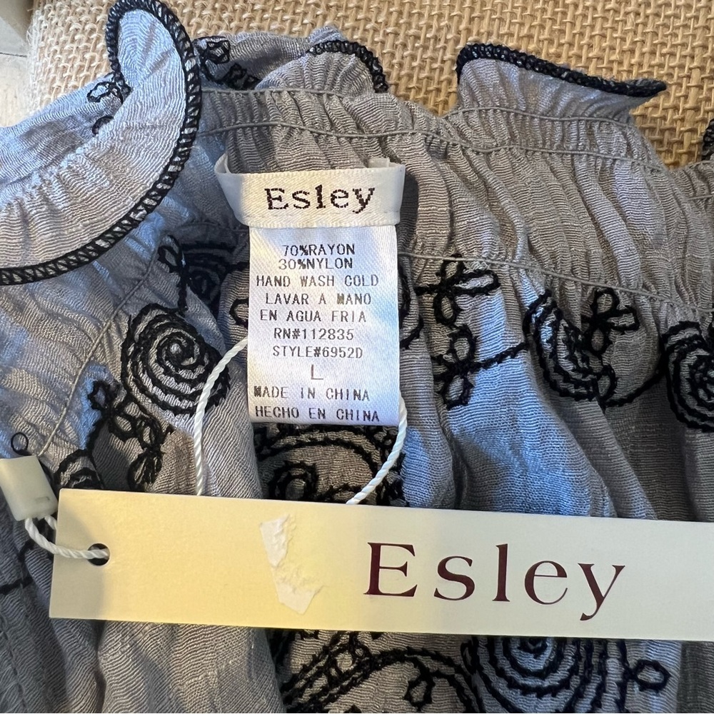 Easley Grey Embroidered Long Sleeve Dress, NWT - Picture 7 of 11